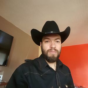 Meet your Posher, Jorge